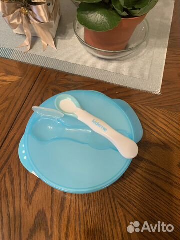 Тарелка с ложкой на присоске