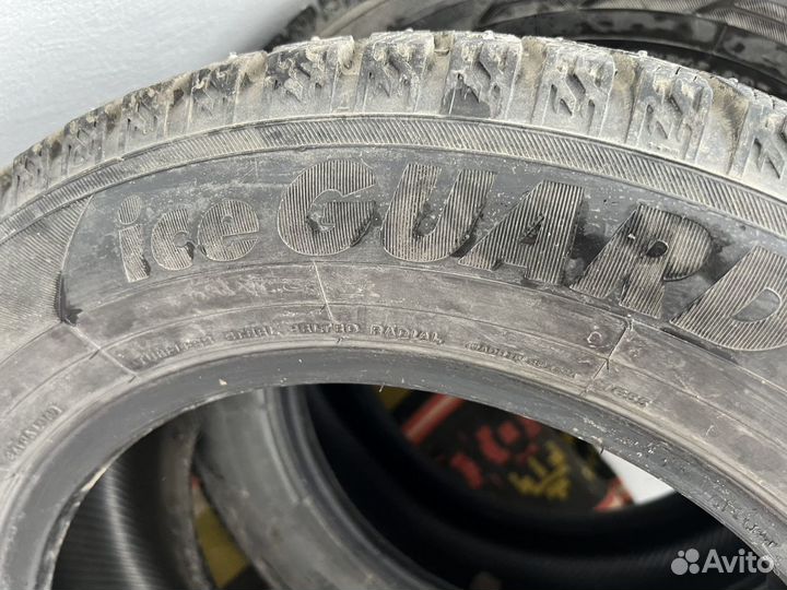 Yokohama Ice Guard IG55 215/60 R16 99T