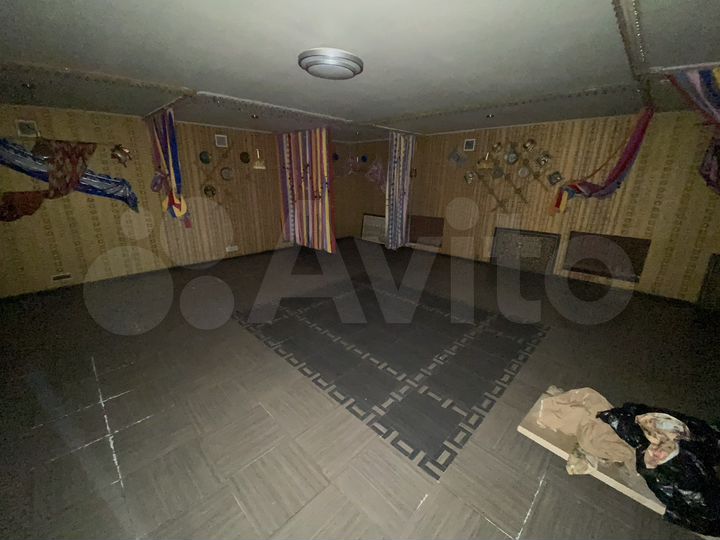 Свободного назначения, 200 м²