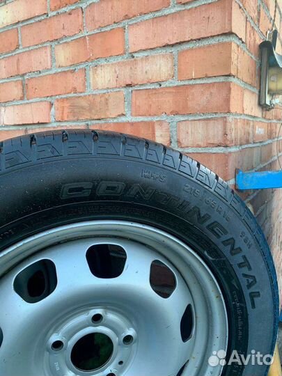 Continental ContiCrossContact LX 215/65 R16 98H