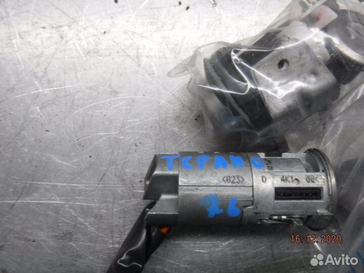 Замок зажигания Nissan Terrano F4R 2014