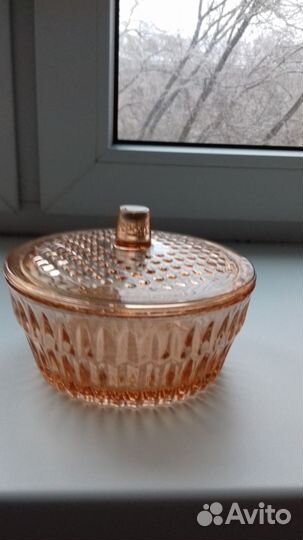 Вазы -коричневое стекло. Новые. СССР. Винтаж