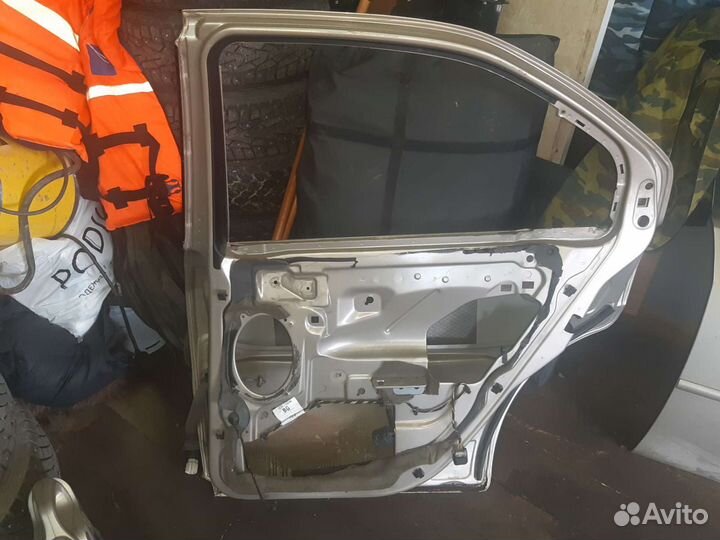 Двери на ford mondeo 3