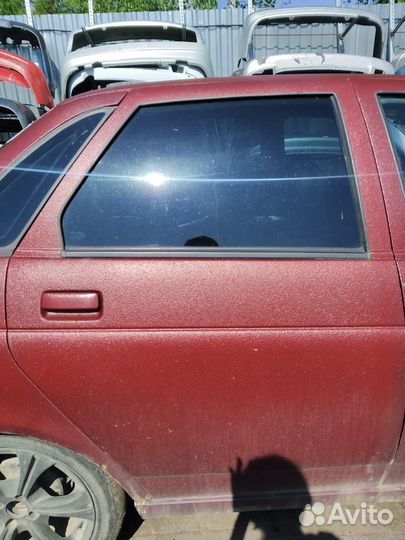 Дверь задняя правая левая Лада Приора