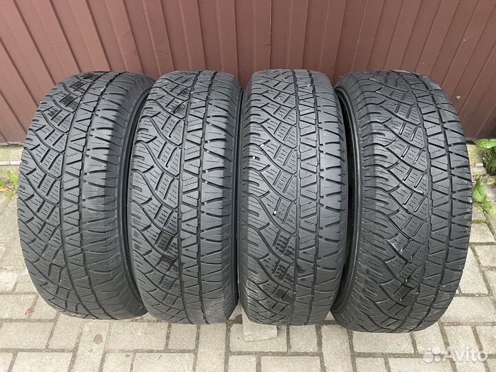 Michelin Latitude Cross 245/70 R16 111H