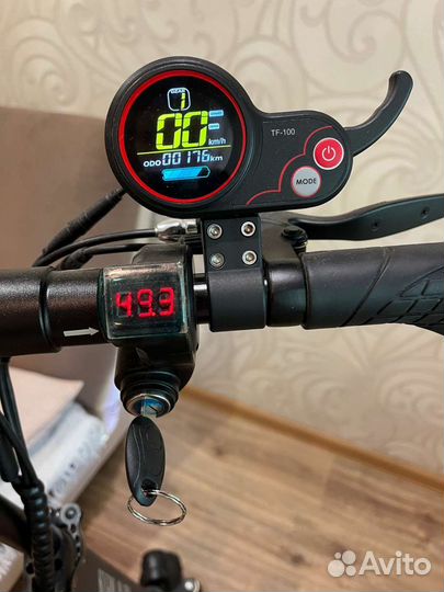 Самокат взрослый электрический