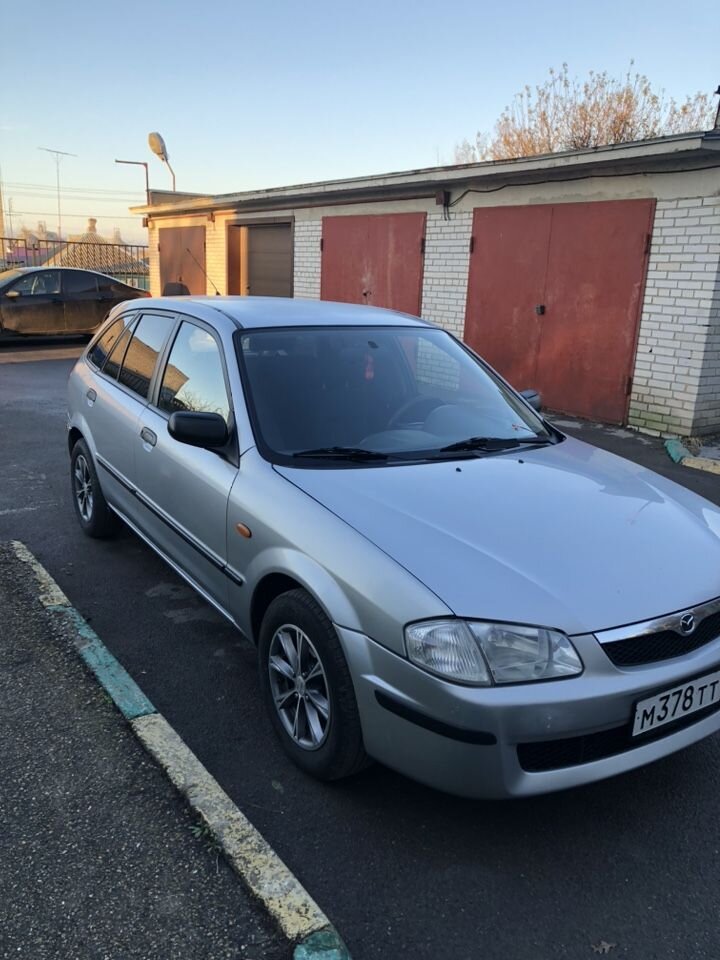 Mazda 323: фото владельца