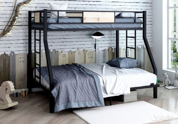 Двухъярусная кровать новая