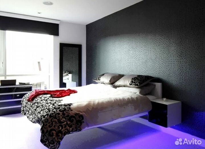 Парящая кровать с подсветкой