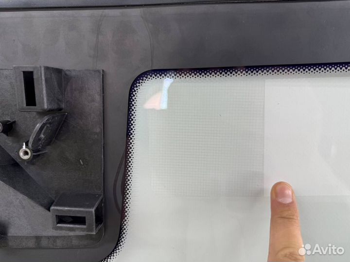 Стекло лобовое LiXiang L7 MAX X0352060013 / X03520
