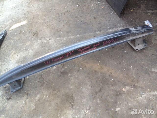 Усилитель зад. бампера VW Пассат Passat (B7) 2011