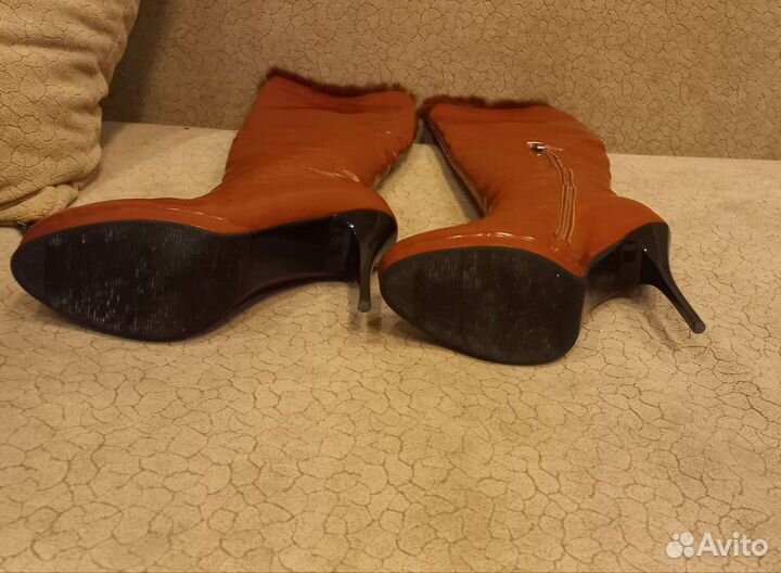 Сапоги зима, нат. Лаковая кожа 39 размер