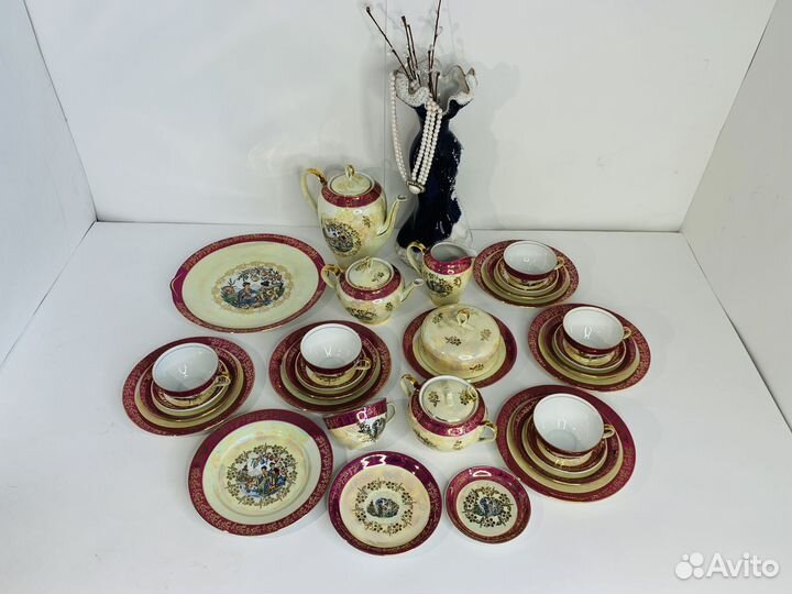 Чайные сервизы. Гейши. Мадонна.ГДР