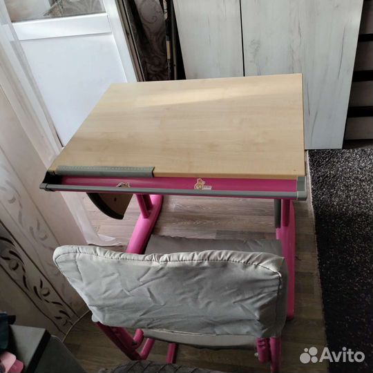 Растущая парта и стул деми