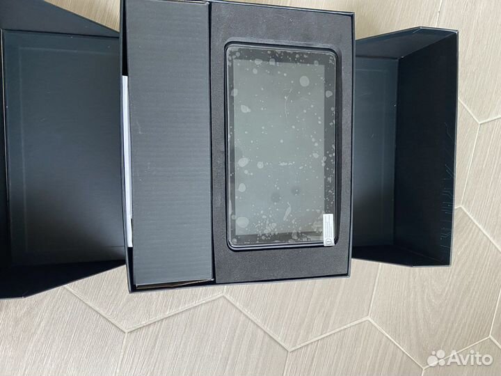 Автомобильный планшет видеорегистратор