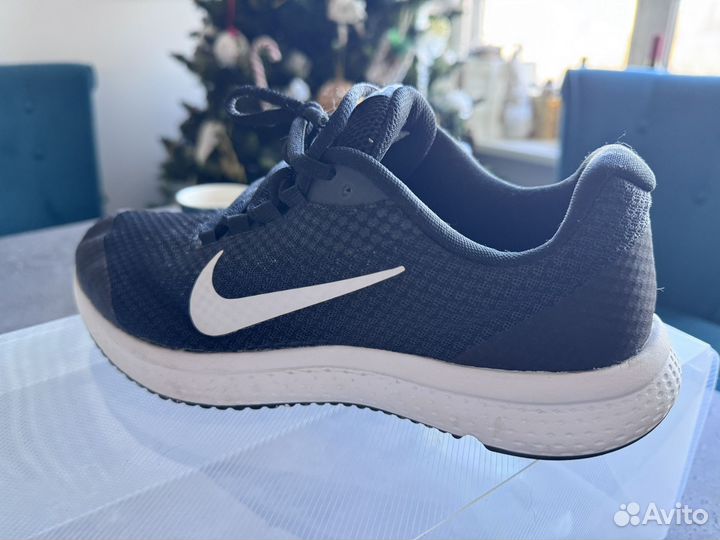 Кроссовки nike