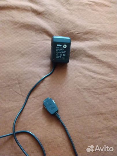 Зарядное устройство