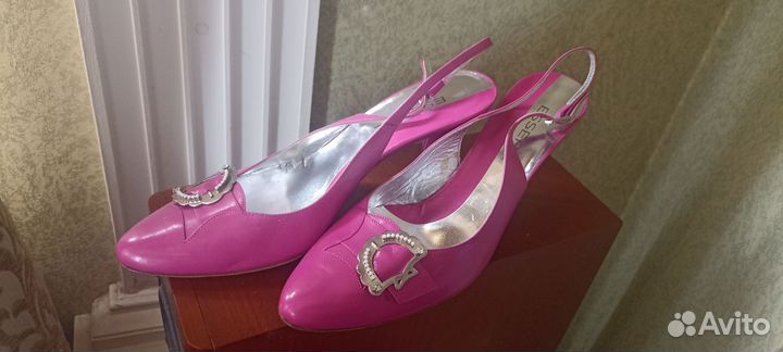 Босоножки бренда essere Италия 40 разм