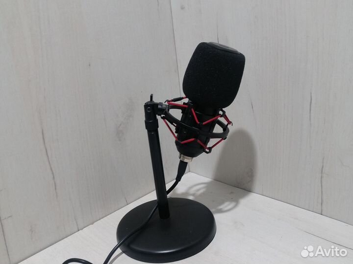 Red Square StreamCast (RSQ-80001)