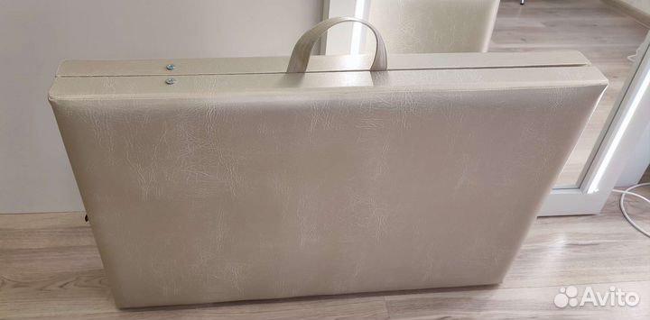 Кушетка косметологическая