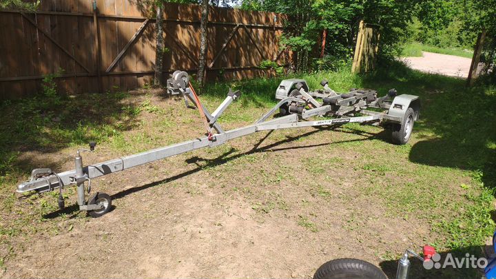 Прицеп лодочный роликовый лав 81014