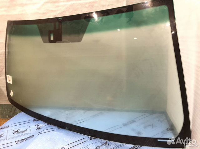 Лобовое стекло Geely Atlas