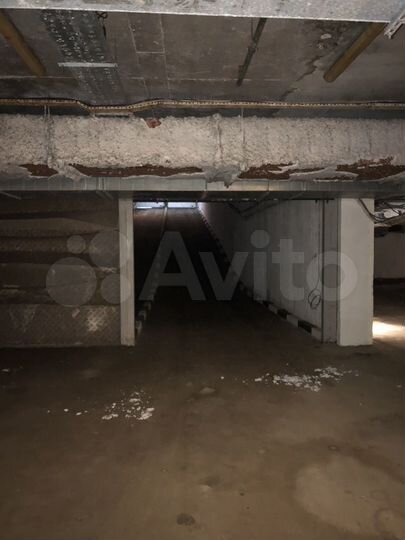 Машиноместо, 15 м²