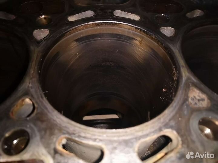 Блок цилиндров 4g93, 4g93t