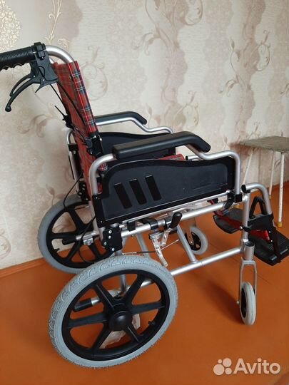 Кресло-коляска FS907labh