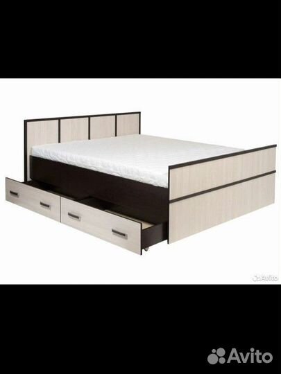 Кровать двухспальная с матрасом бу 160 200