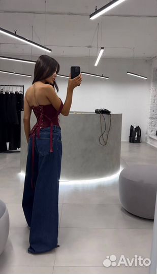 Корсет со шнуровкой