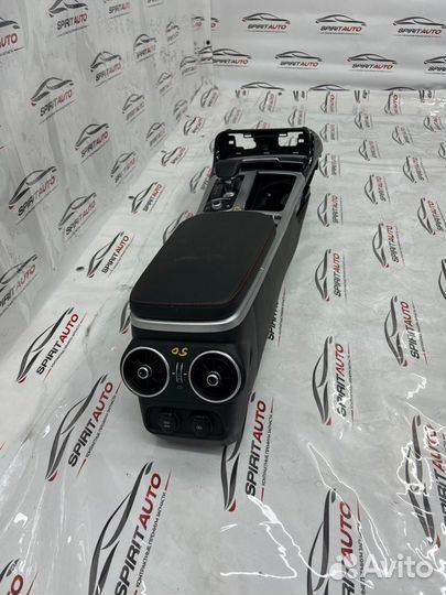 Консоль центральная Kia Stinger 1 G6DP 2017-2023