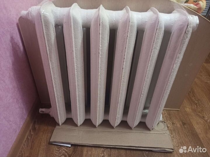 Батарея чугунная