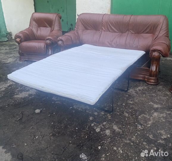 Кожаный диван и кресло на дубе,Голландия