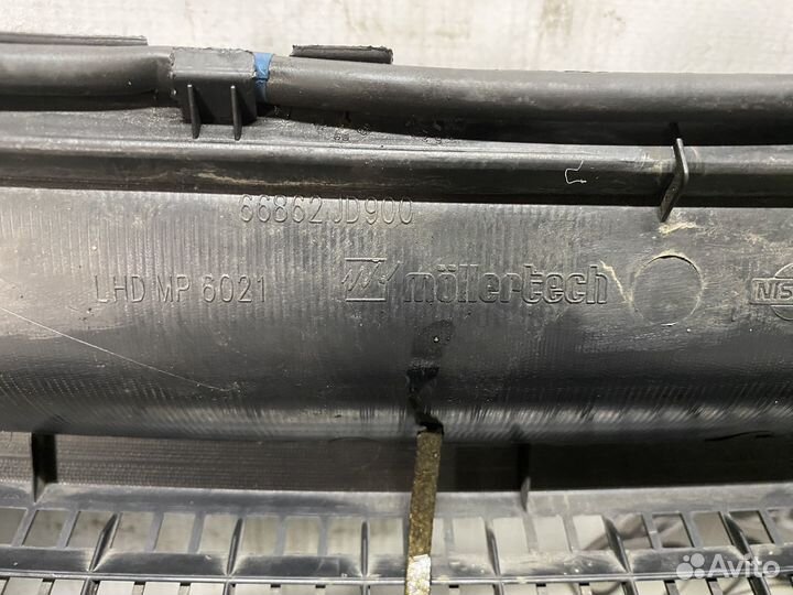 Жабо под дворники Nissan Qashqai