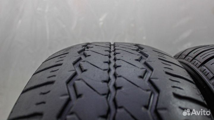 Hankook Radial RA08 215/65 R17 104T