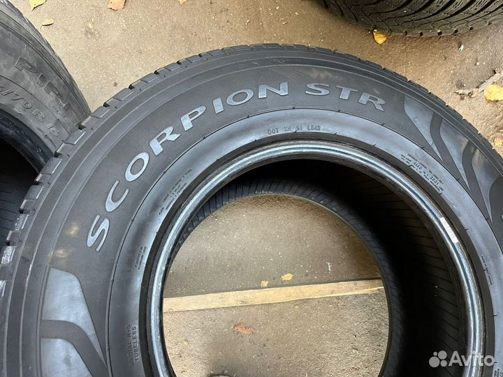 Pirelli Scorpion STR 275/70 R16