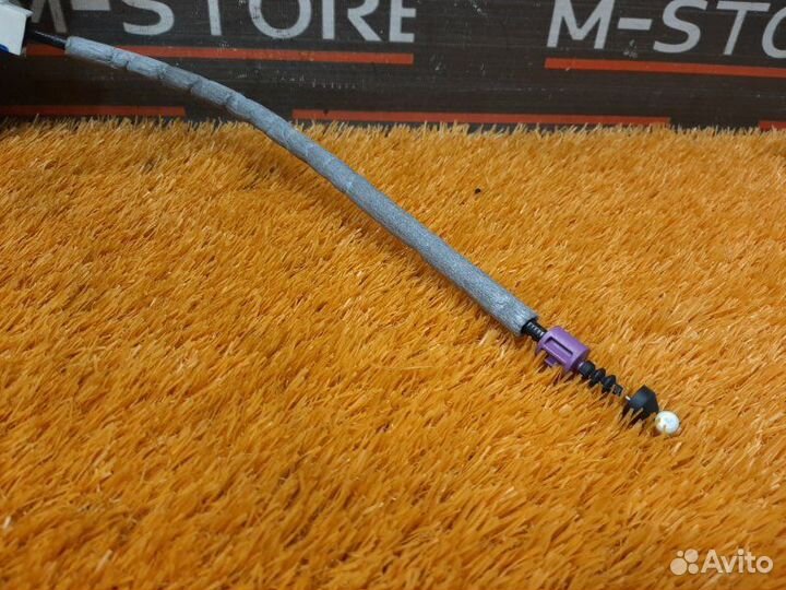 Замок двери передний правый Mercedes-Benz E-Class