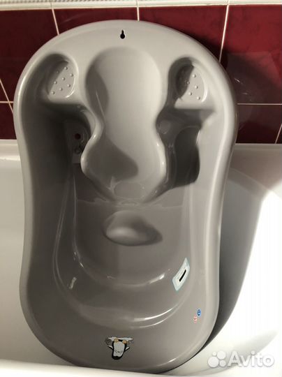 Ванночка для купания с горкой