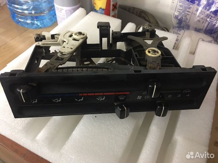 Блок управления отопителем Mazda 323 BG