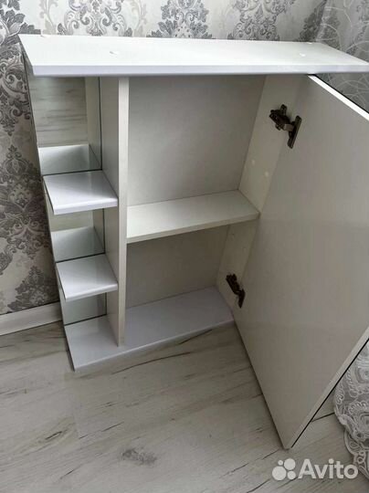 Зеркало для ванной новое