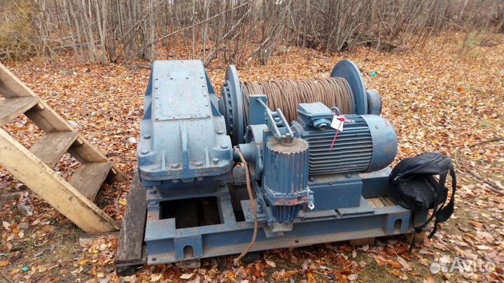 Продам лебедку