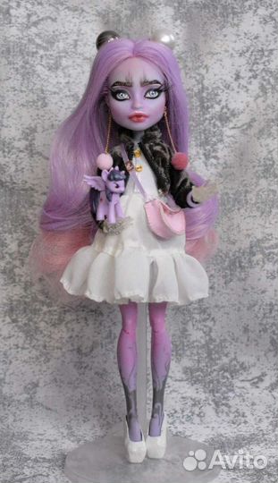 Ооак на кукле монстер хай