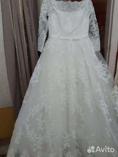 Свадебное платье
