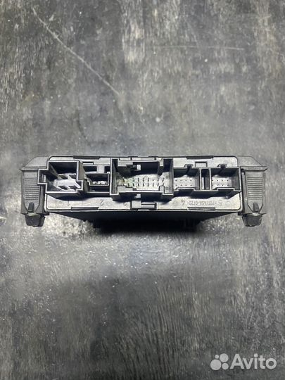 Блок комфорта Mercedes 2108203426