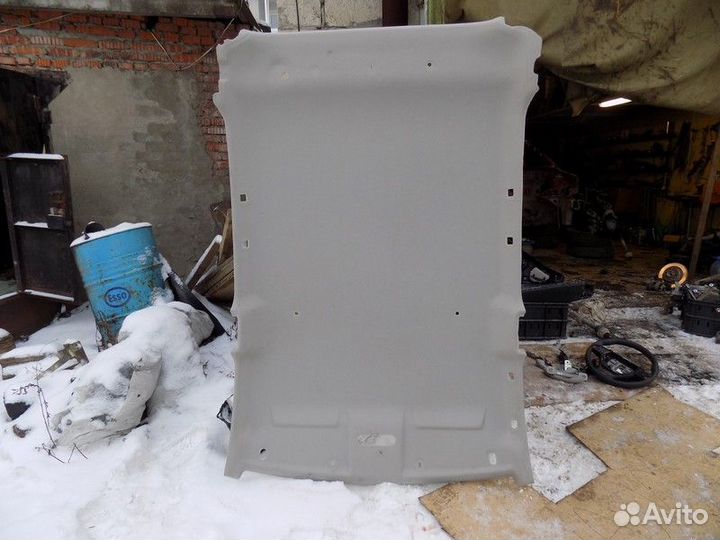 Обшивка потолка Sandero 2014