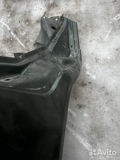 Крыло правое заднее volvo s70