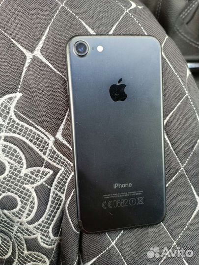 Телефон iPhone 7 128gb