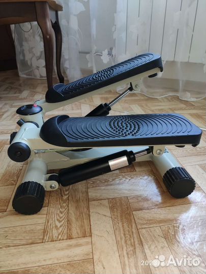 Гантели 2кг. Кистевые эспандеры