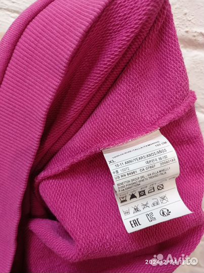 Новый свитшот United colors of Benetton,размер 146